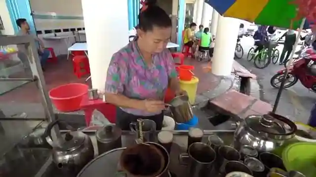 malaysian-culinary-showdown-laxa-nasi-lama-and-more-in-penang