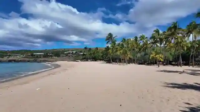 maui-to-lai-day-trip-guide-beaches-history-tips