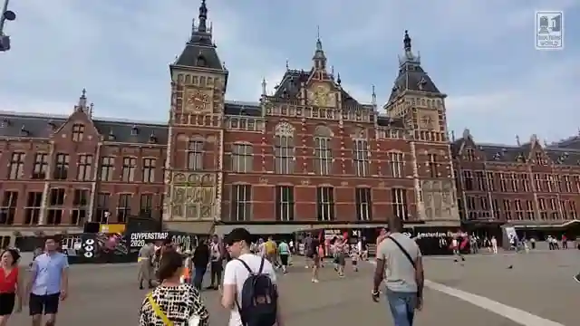 amsterdam-netherlands-travel-safety-tips-to-avoid-tourist-traps