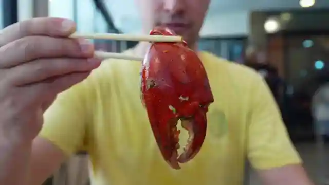exploring-bangkoks-street-food-delights-with-luke-martin