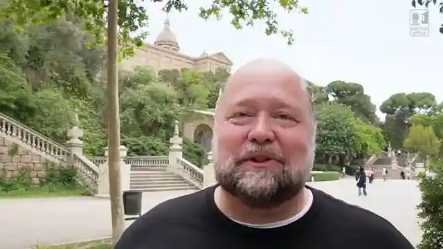 barcelona-travel-guide-avoid-mistakes-discover-hidden-gems