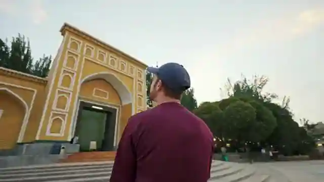 unveiling-xinjiang-drew-binskys-journey-into-uyghur-culture
