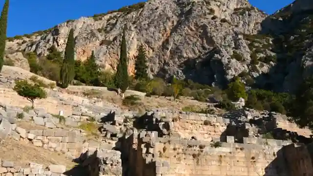 unveiling-ancient-greek-gems-beyond-beaches-to-historic-wonders