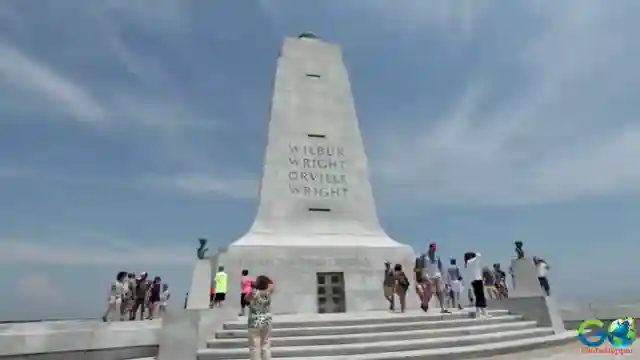 discover-outer-banks-beaches-wildlife-history-adventure