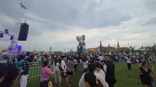 cows-holiday-art-exhibition-a-whimsical-experience-in-bangkok