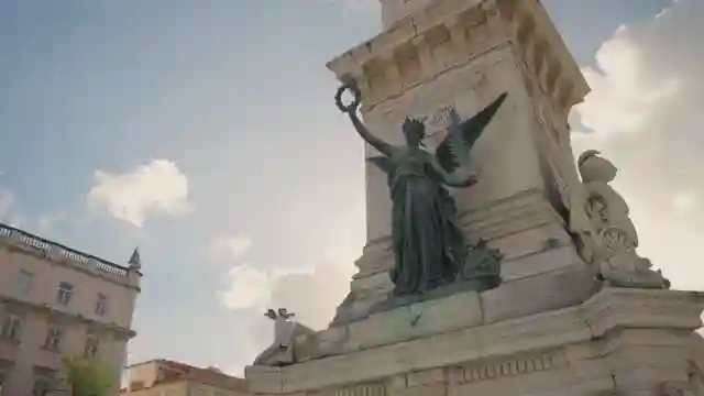soulful-lisbon-iconic-landmarks-culinary-delights-and-enchanting-escapes